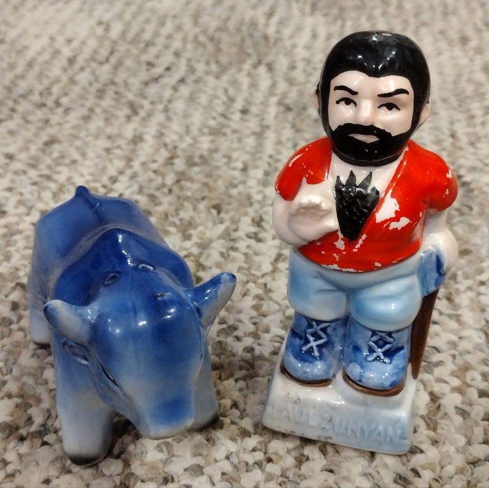 Paul Bunyan and Blue Ox Figurines, Salt And Pepper Shakers, Vintage